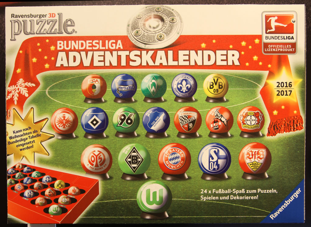 Der Bundesliga Adventskalender 2016 von Ravensburger enthält 18 3D-Puzzle-Bälle.