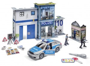 Die neue Tiptoi Spielwelt Polizei von Ravensburger kommt im September 2016 auf den Markt (Foto: Ravensburger).