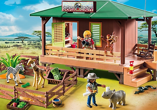 Die Playmobil Rangerstation kümmert sich um die Aufzucht und Pflege der afrikanischen Tierwelt.